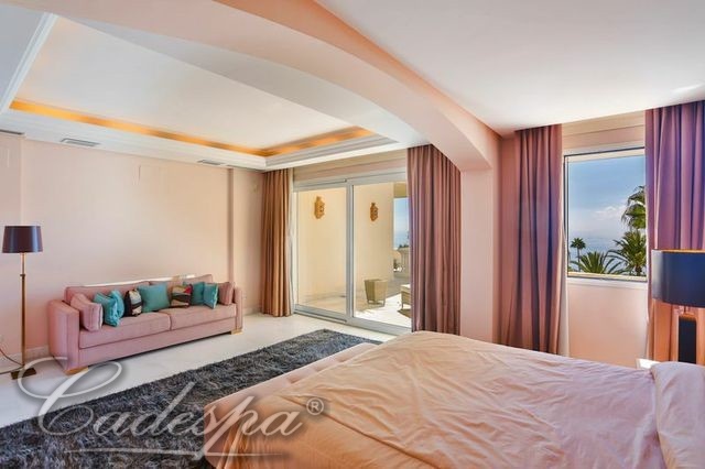 Двухспальный апартамент в элитном комплексе Лас Дунас Парк. 