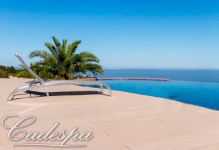 Современная вилла с панорамным видом на море в Плайя де Аро